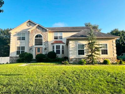 9 Equestrian Rd