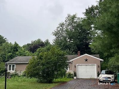 16 Salem Drive