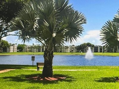 5220 Las Verdes Circle