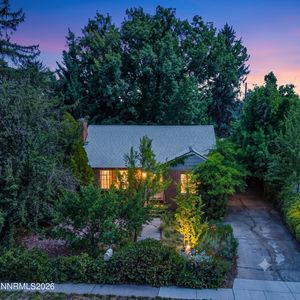 236 Bonnie Briar Pl