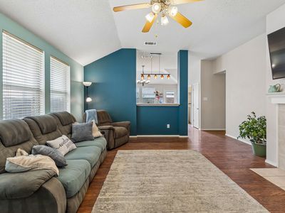 431 Sugarberry Ln