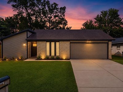 411 Topsail Way