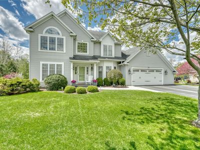 14 Summer Pond Way