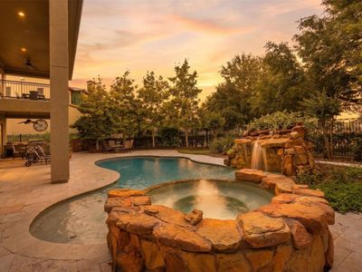 19 Miramar Heights Cir