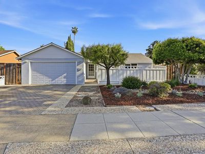 1540 Santa Monica Ave