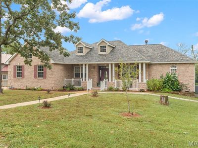 910 Oak Pass Ln