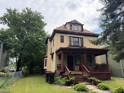 105 S Waller Ave