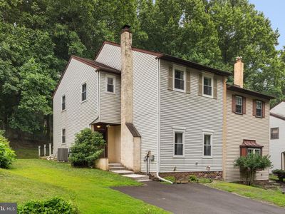 610 Valley Stream Cir