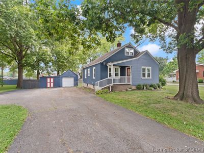 1672 Garretson Lane