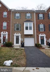 2412 Avondale Overlook Dr