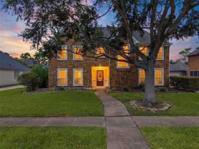 2104 Bay Hill Dr