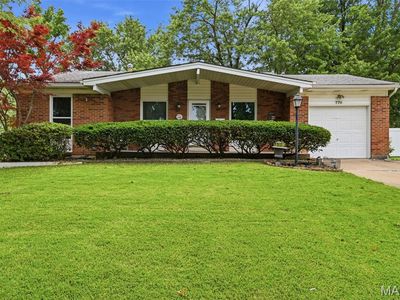 776 Coach Light Ln