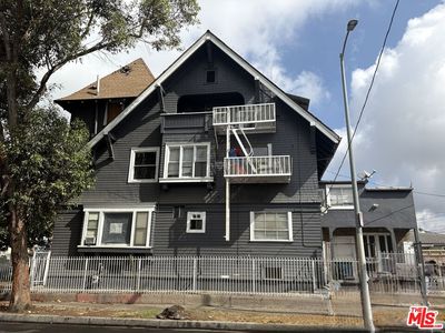 1050 S. Bonnie Brae St