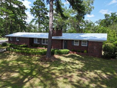 1401 Magnolia St