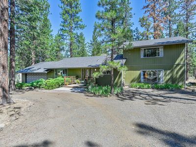 5924 Hogan Dr