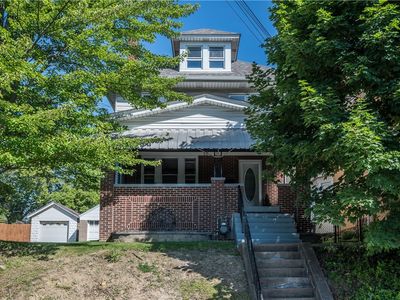 2716 Castlegate Ave