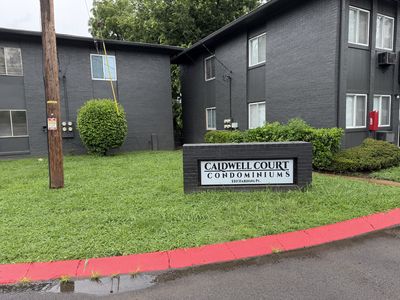 550 Harding Pl APT E107