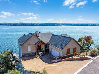 45 Pinnacle Pointe
