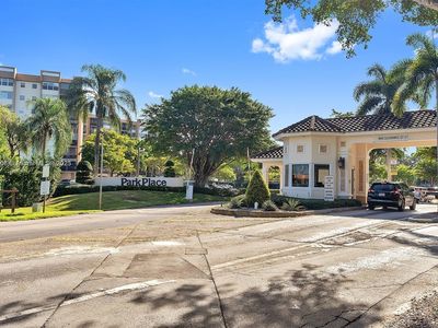 1300 Saint Charles Pl APT L12