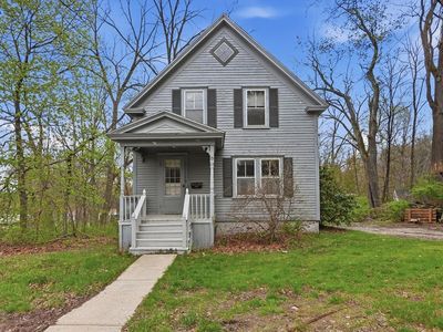 79 Central St