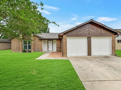 Property at 2701 Knoxville Dr, League City, TX