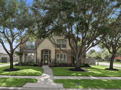 2815 Golden Larch Dr