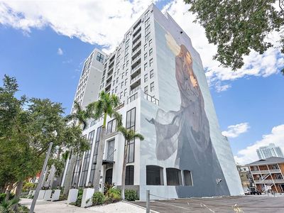 226 5th Ave N APT 1403