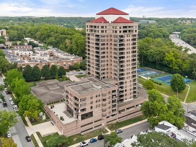 1100 Lovering Ave APT 1406