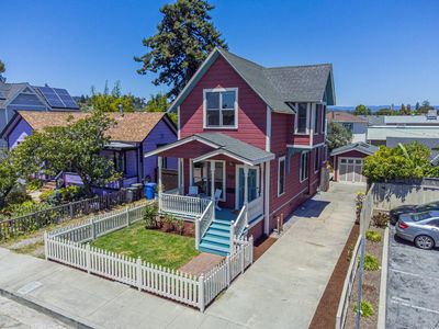 312 Laurent St