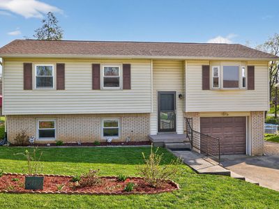 402 Harney Dr