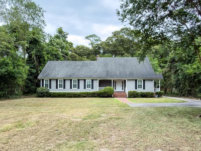 715 Lewis Rd