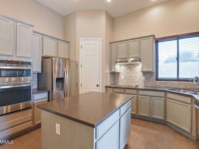 3142 E WINDMERE Drive