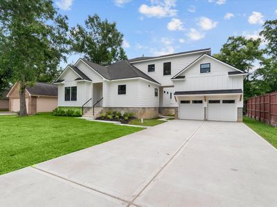 10802 Fairview Dr