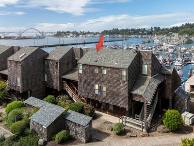 1000 SE Bay Blvd #201/301