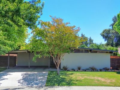 1224 McClaren Dr
