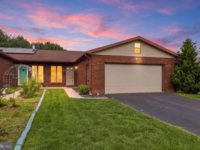 220 Kennedy Ct