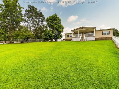 Property at 17 Saratoga Ln, Hurricane, WV