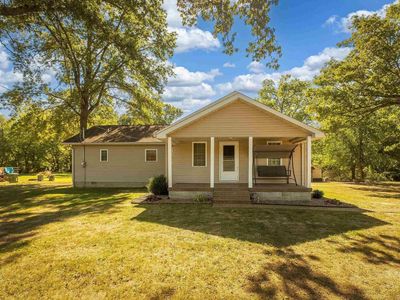 Property at 403 E South Ave, Bluford, IL