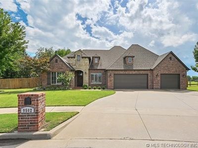 9502 N 143rd East Ct