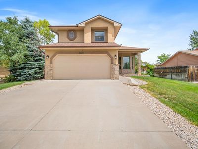 2011 Sundance Dr