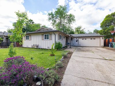 7332 Kilborn Dr