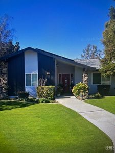 1901 Glenmont Dr