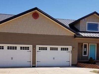 252 E Belly Button Ln