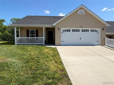 1053 Hawk Ridge Dr
