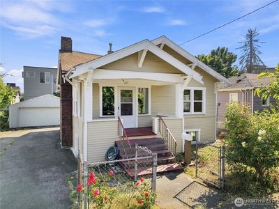2211 NW 64th Street