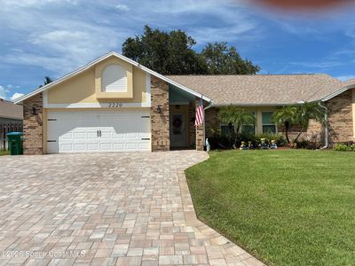 2220 Plantation Dr
