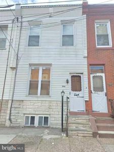 1914 E Hazzard St