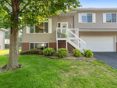 1403 Constitutional Dr