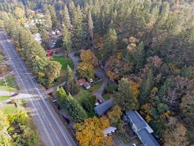 3251 Rogue River Hwy