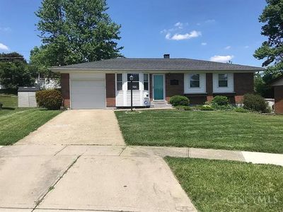 5228 Woodlake Dr